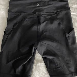 LULULEMON  INVIGORATE HIGH-RISE SHORT 8"